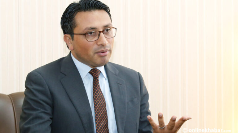 ग्रेसबाट अलग भए स्वर्णिम वाग्ले