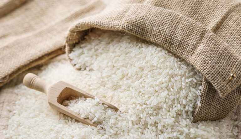 भारतले निर्यातमा प्रतिबन्ध लगाएपछि विश्व बजारमा ह्वात्तै बढ्यो चामलको मूल्य, यूएईलाई लाग्यो ठूलो झट्का
