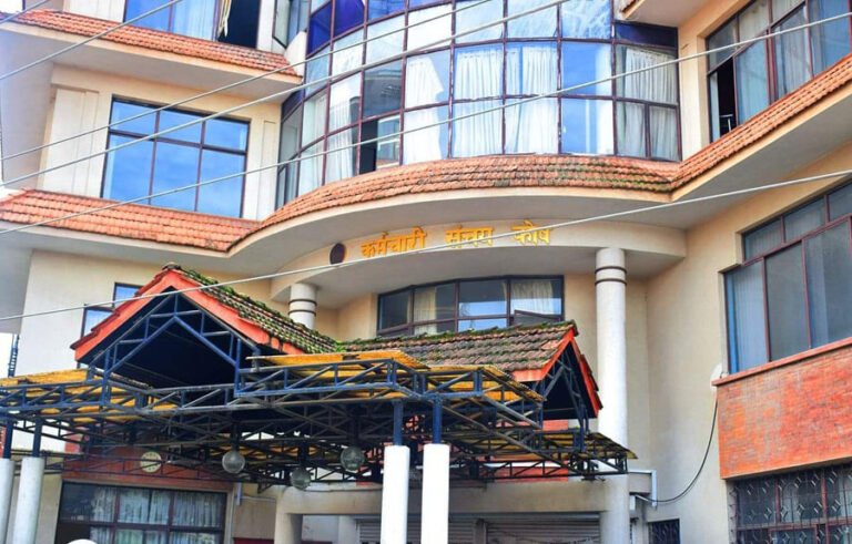 १ अर्ब रुपैयाँ तिर्न नतिरेपछी सुधीर बस्नेतको कोहिनुर हिल्स हाउजिङ लिलामीमा