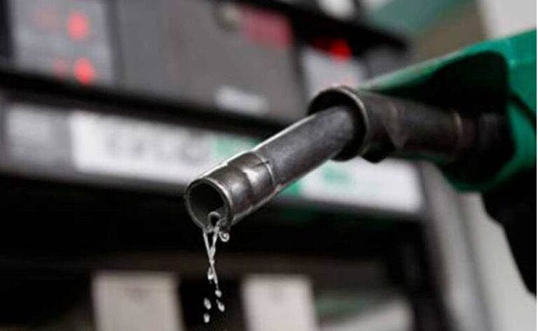 भारतले कच्चा पेट्रोलियम पदार्थमा बढायो कर, नेपालमा पनि मुल्य बढ्न सक्ने