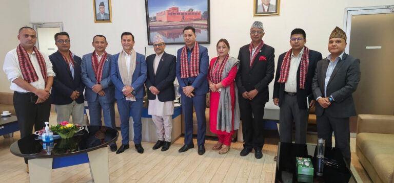 हाइड्रोपावर बनाउनका लागि लगानीमा समस्या हुँदैनः गभर्नर