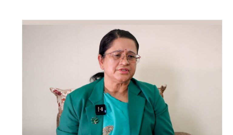 डेपुटी गभर्नर नीलम: टीयूको गोल्ड मेडलिस्ट, सहाप्रध्यापकको जागिरमा हुँदा विद्यार्थीको कारण राष्ट्र बैंकको जागिर