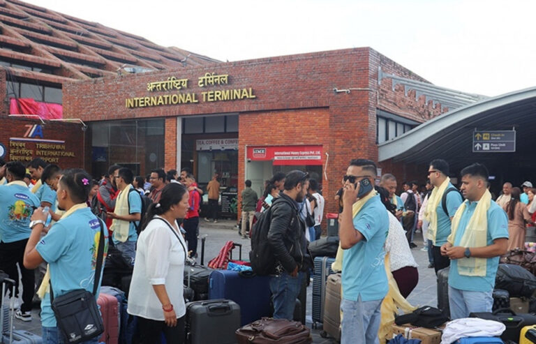 भिजिट भिषा आवरणमा मानव तस्करी प्रयासः २७ महिला विमानस्थलबाट प्रहरी नियन्त्रणमा